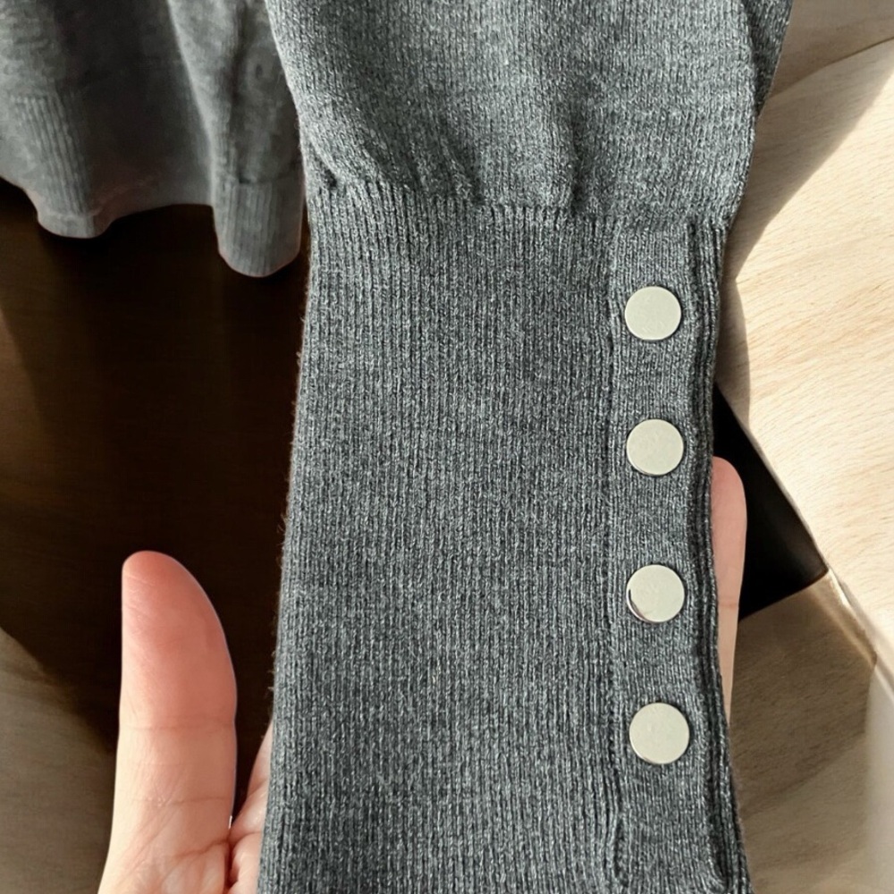 NEW Ricki's Womens Gray Cashmere Blend Turtleneck Sweater Ribbed Cuffs Large - Picture 6 of 8